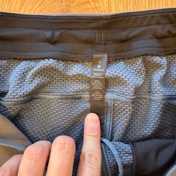 Lululemon Men Size L Textured Tech Jogger - Picture 2 of 4